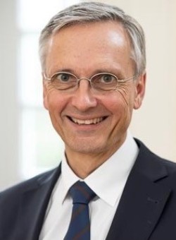 Prof. Dr. Dr. Christoph Lange