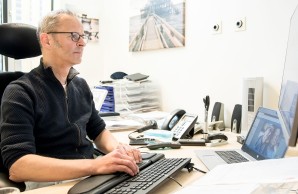 Prof. Dr. Carsten Buhmann