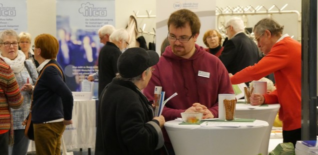 Patient talking to a representative of a self-help group
